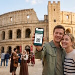 Visiteurs utilisant leur Pass Annuel dématérialisé sur smartphone devant l'arène du Puy du Fou.